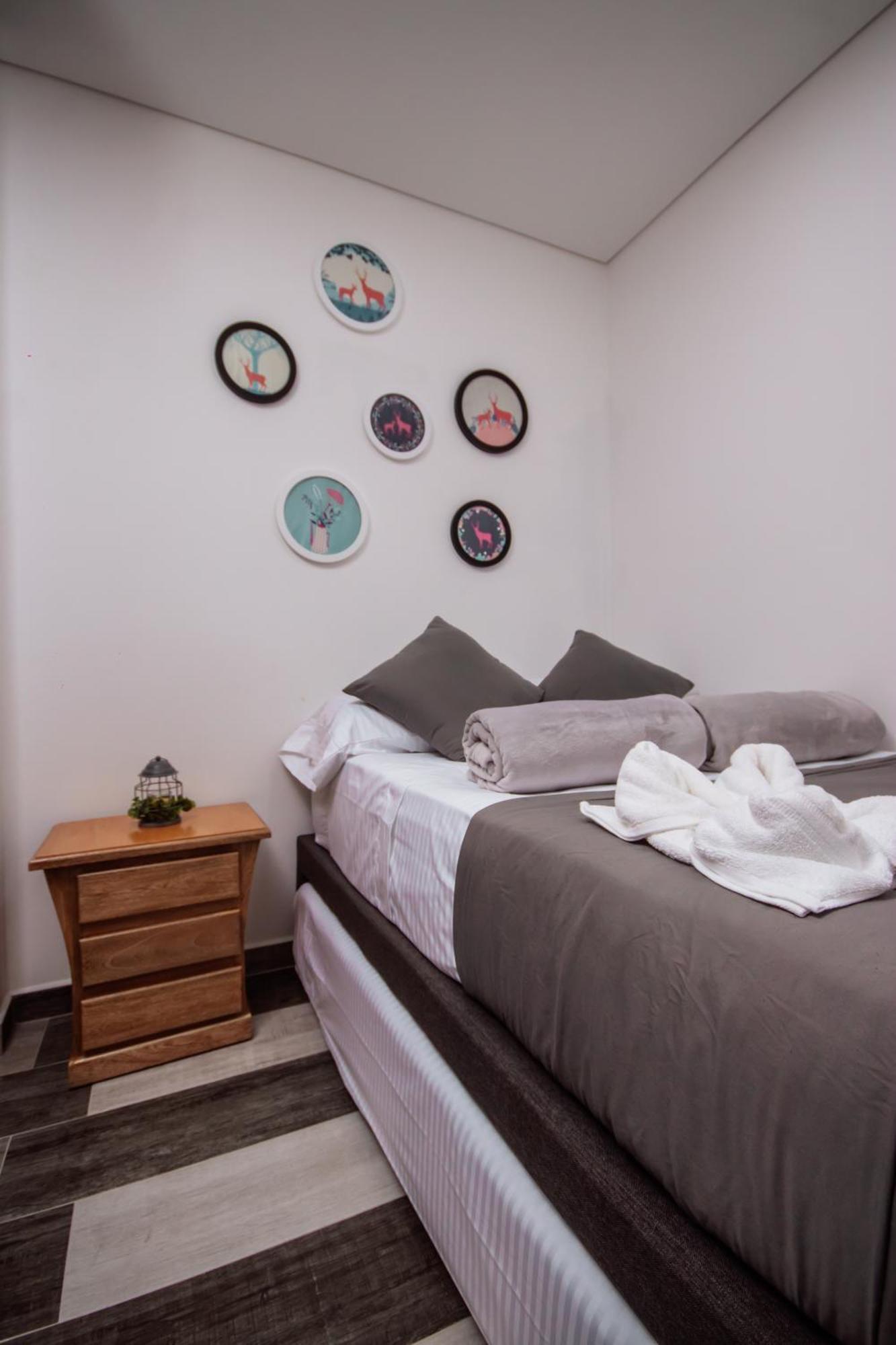 Las Palmas Apartamentos Гуатапе Экстерьер фото